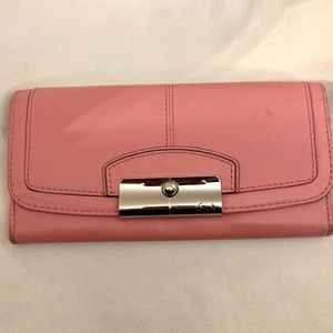 Coach Leather Wallet Salmon Pink